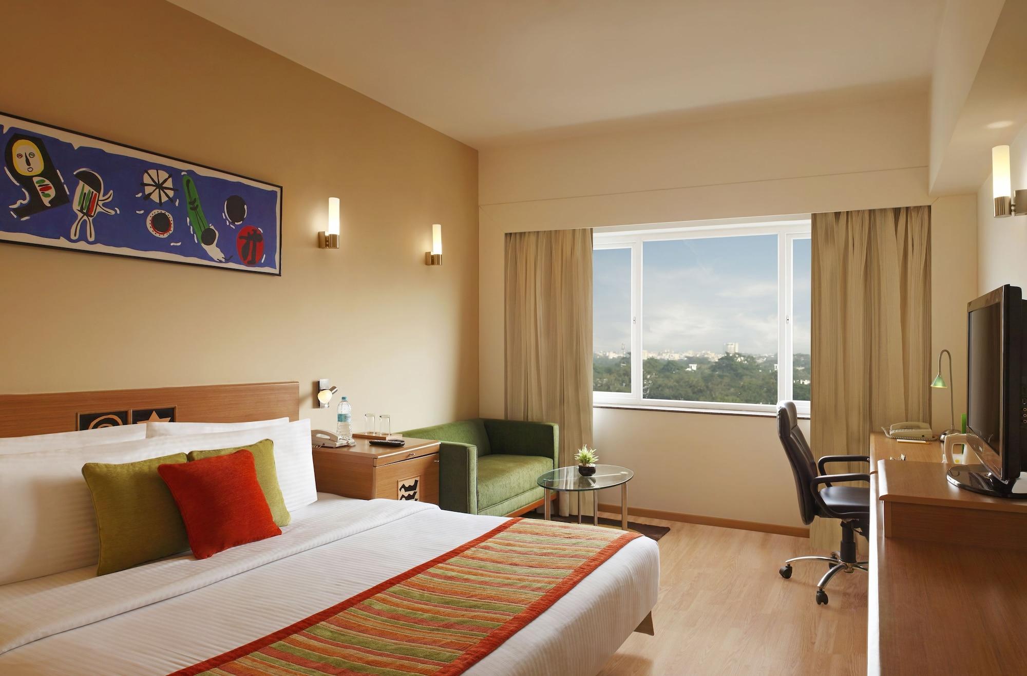 Lemon Tree Hotel Madras Buitenkant foto