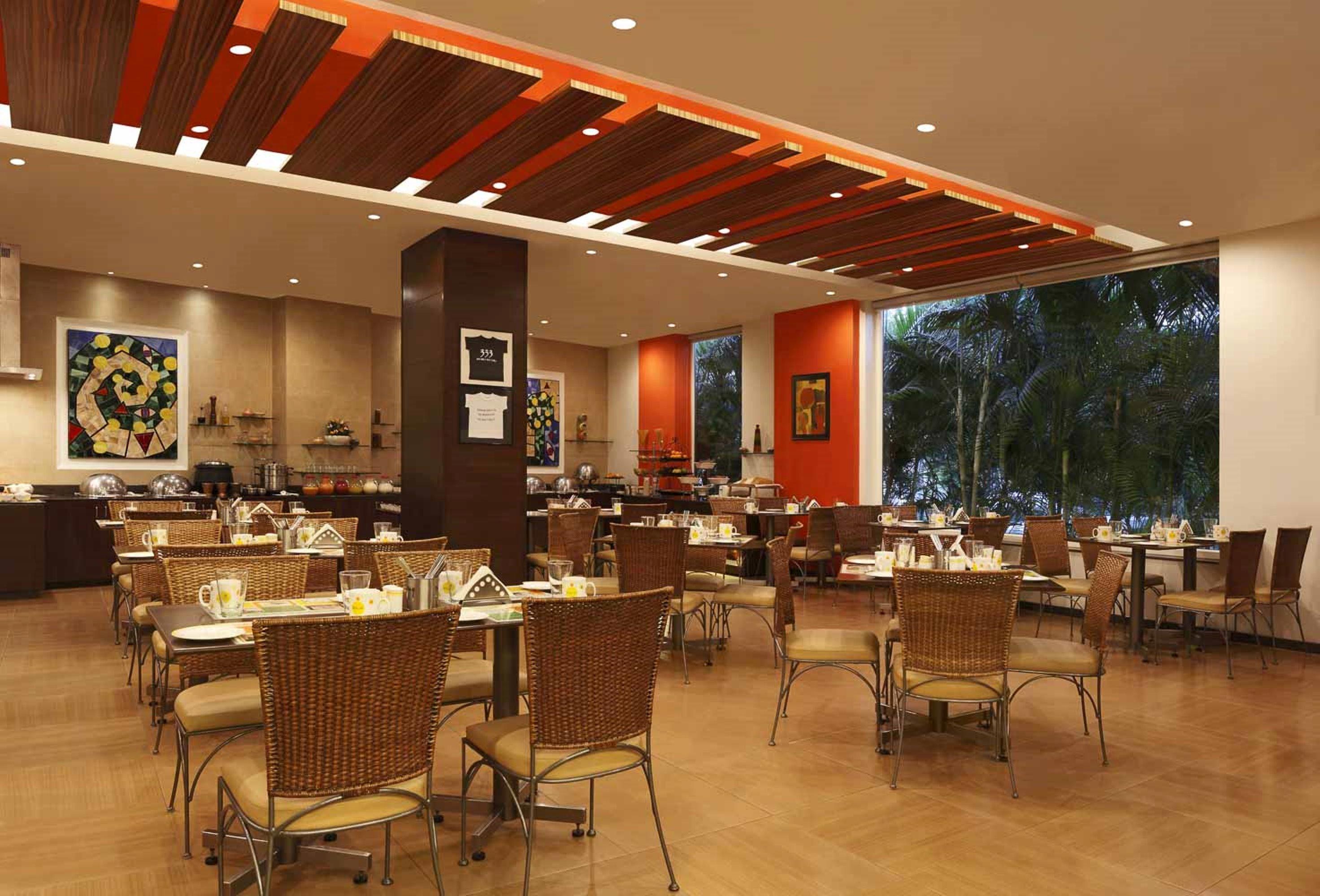 Lemon Tree Hotel Madras Buitenkant foto