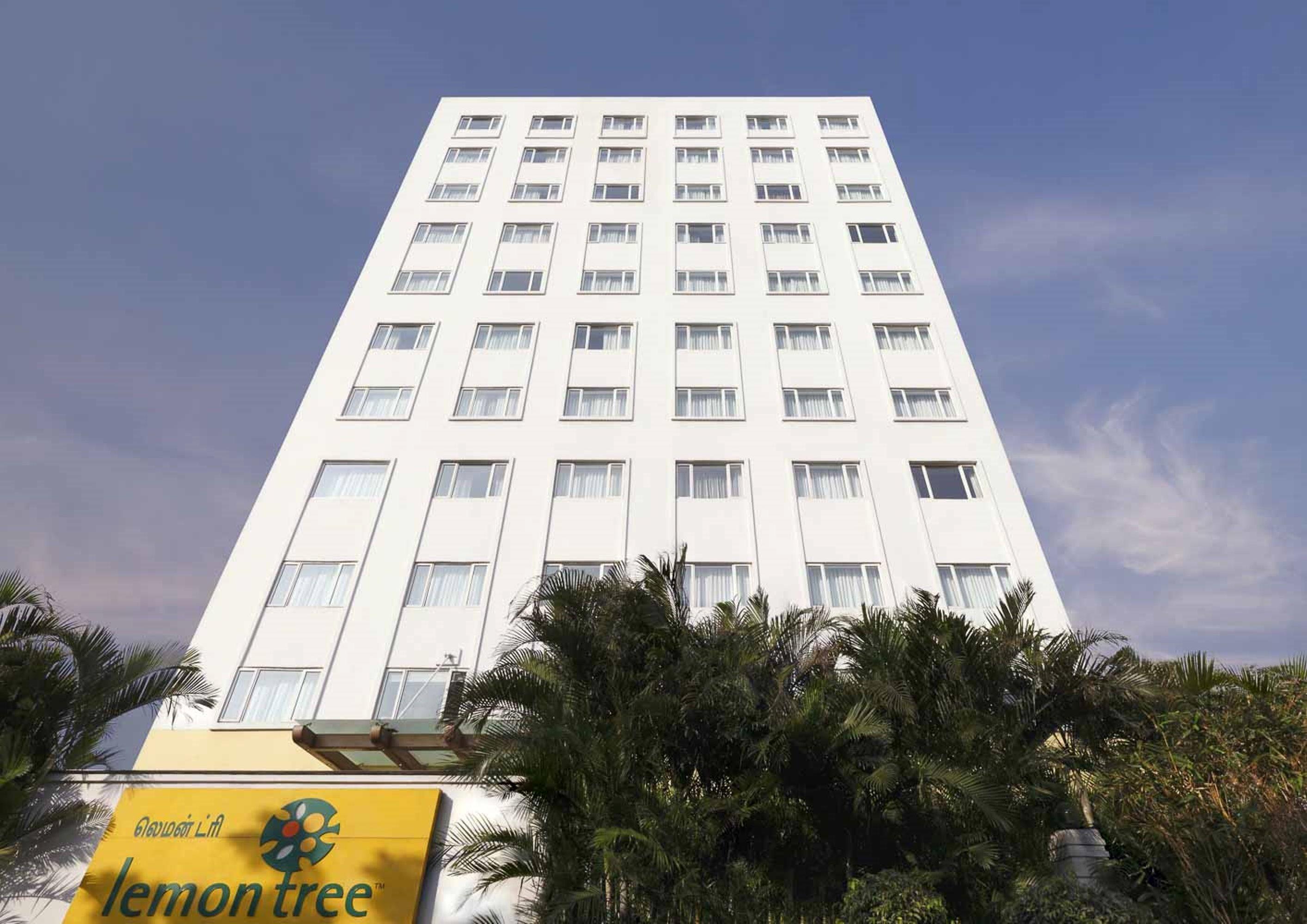 Lemon Tree Hotel Madras Buitenkant foto