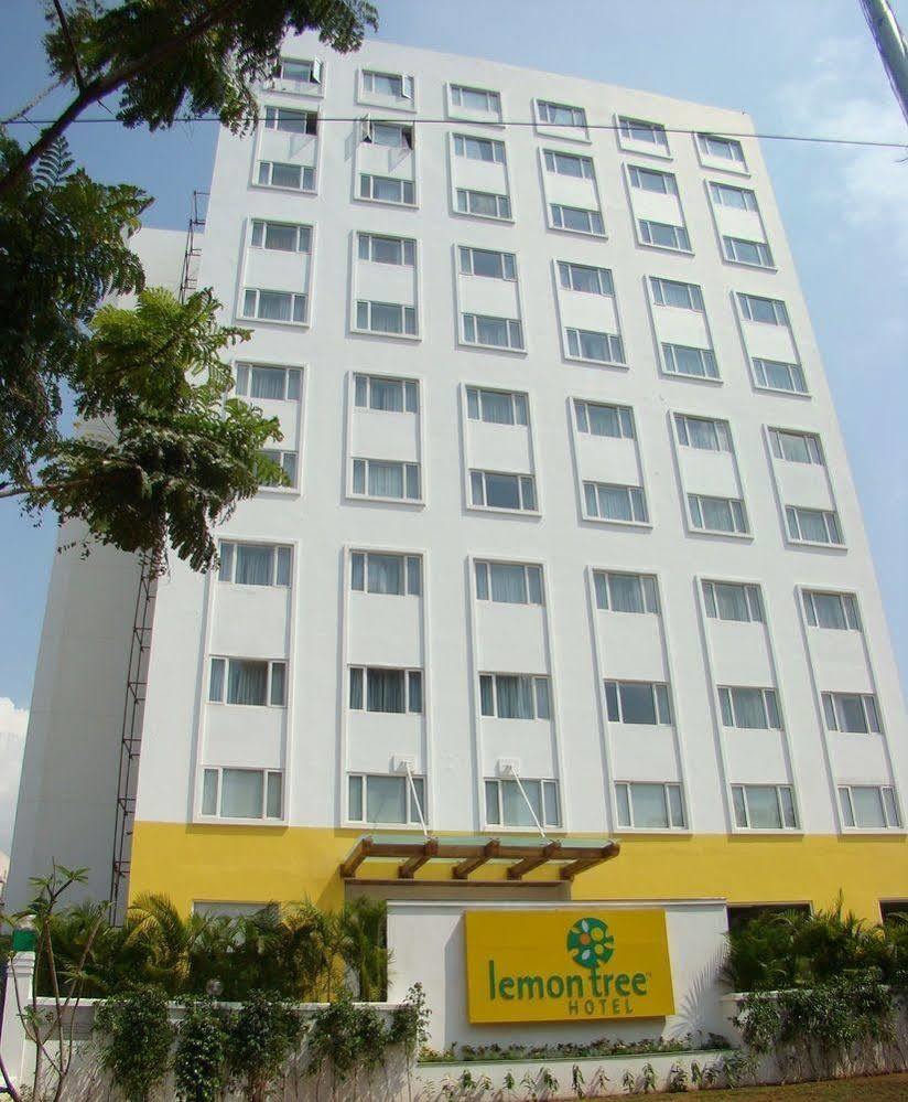 Lemon Tree Hotel Madras Buitenkant foto
